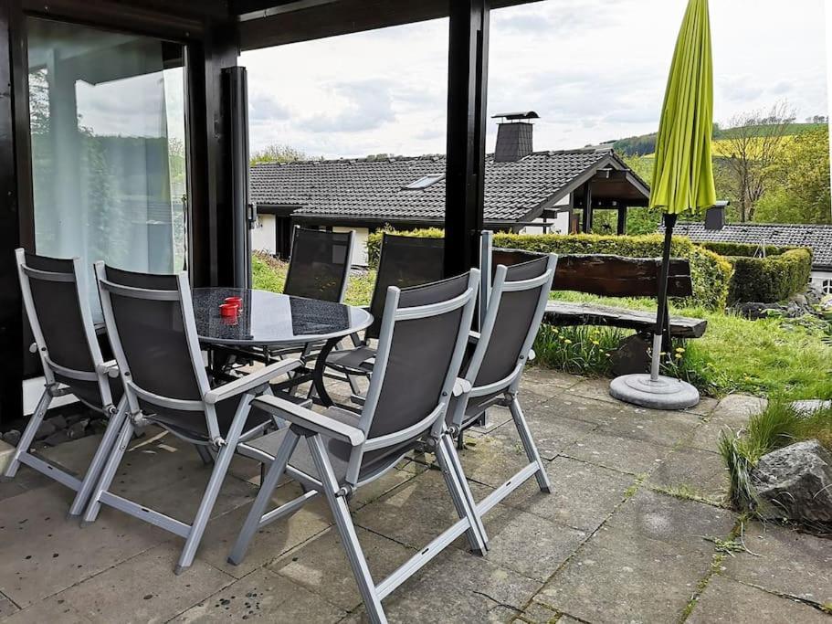 Ferienhaus Lena Im Sauerland Direkt Am Hennesee ميشيده المظهر الخارجي الصورة